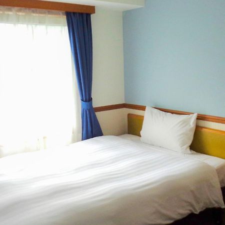 Toyoko Inn Okayama Eki Nishi Guchi Hiroba Esterno foto