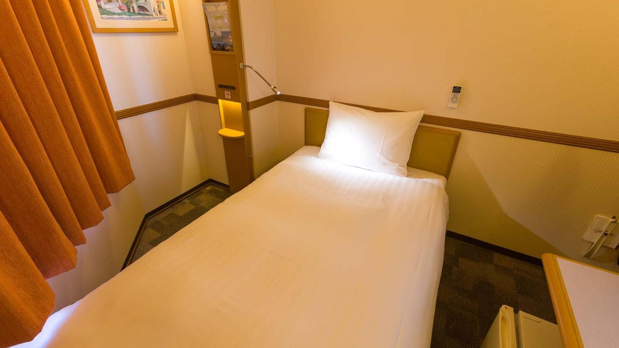 Toyoko Inn Okayama Eki Nishi Guchi Hiroba Camera foto